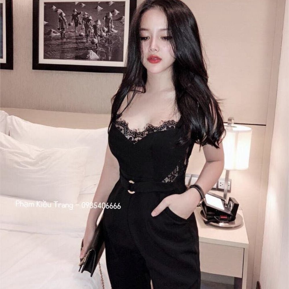 Cropped woven with lace jumpsuit black size Small